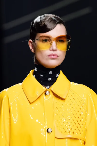 Look 53